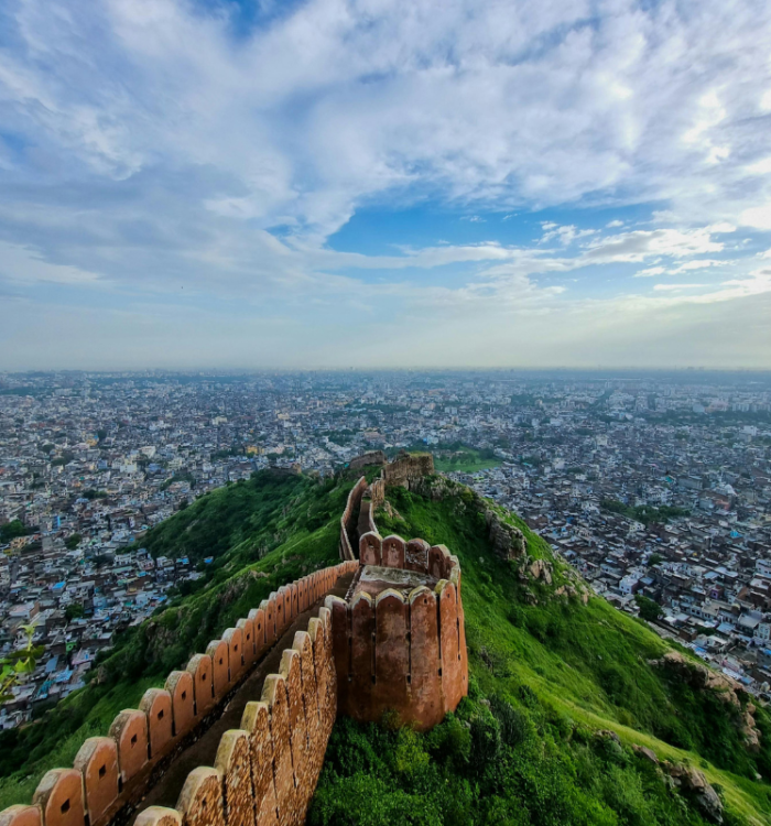 A panoramic view of the Jaipur city skyline from the walls of Nahargarh Fort